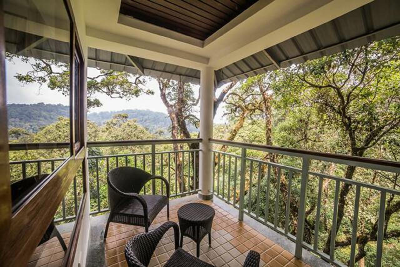 Elixir Hills Suites Resort And Spa Муннар Экстерьер фото