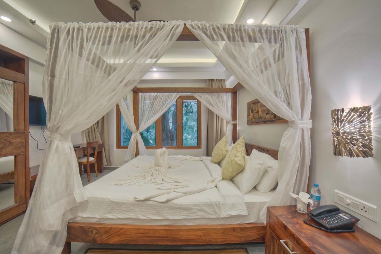 Elixir Hills Suites Resort And Spa Муннар Экстерьер фото